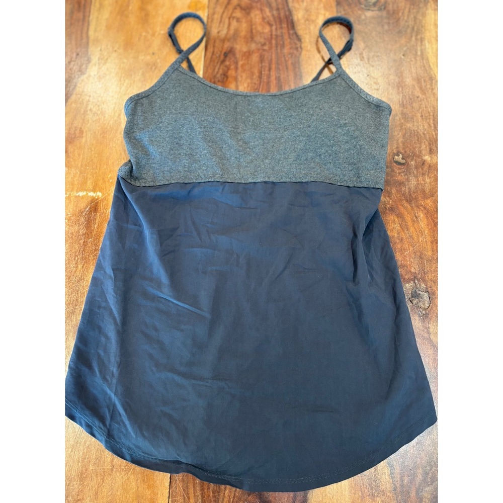 UNDER ARMOUR cami tank built in bra sz S charcoal grey blue colorblock shelf bra
